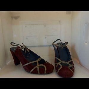 Farylrobin burgundy suede maryjane with gold leather trim 11B
